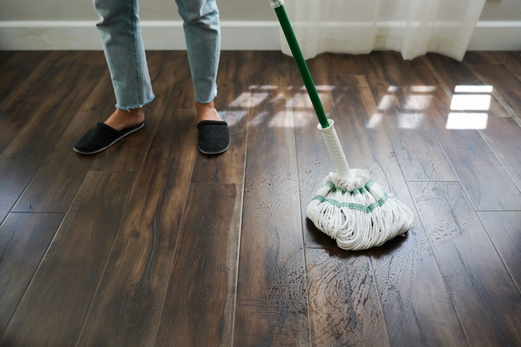 How To Deep Clean Laminate Floors 