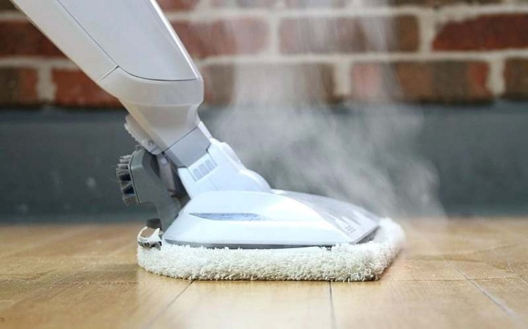 Are steaming floors better than mopping?