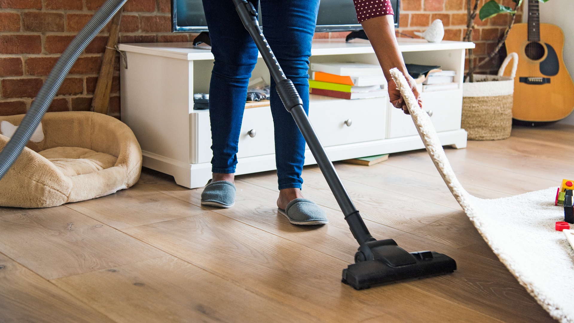 Can You Vacuum Hardwood Floors? Living Pristine