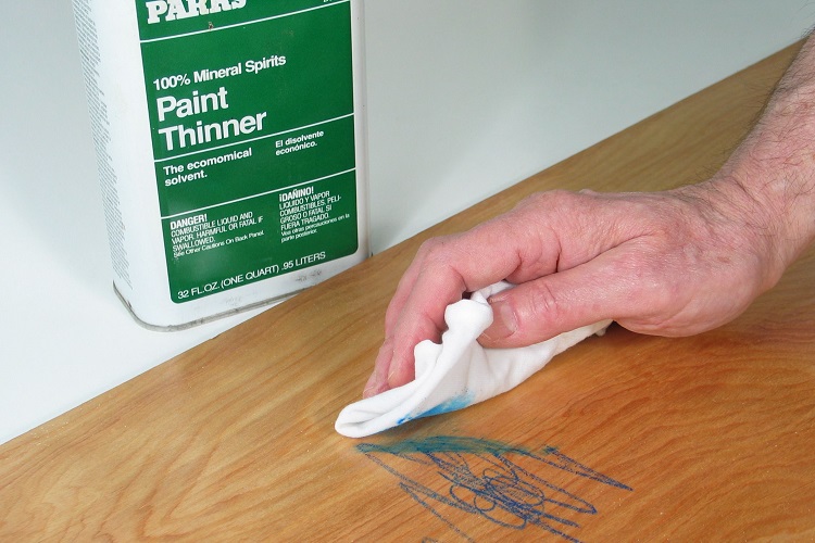 Can You Remove Paint From Laminate Floor With Paint Thinners?