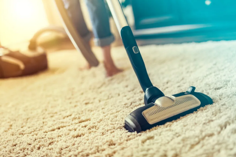 Why is it hard to push my vacuum on carpet?
