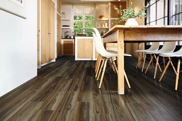 Is laminate flooring better than vinyl?