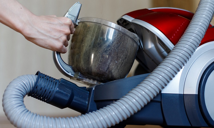 Why Cleaning Your Vacuum Cleaner Is So Important 