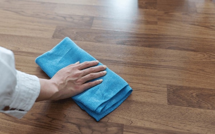 Why Is Your Laminate Floor Dull?