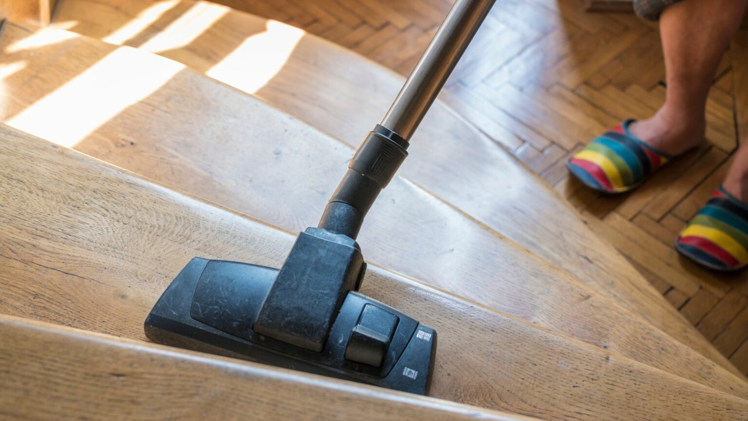 How To Vacuum Stairs The Ultimate Guide For Spotless Steps Living
