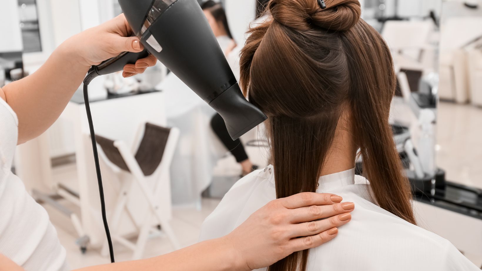 how to use dyson air wrap