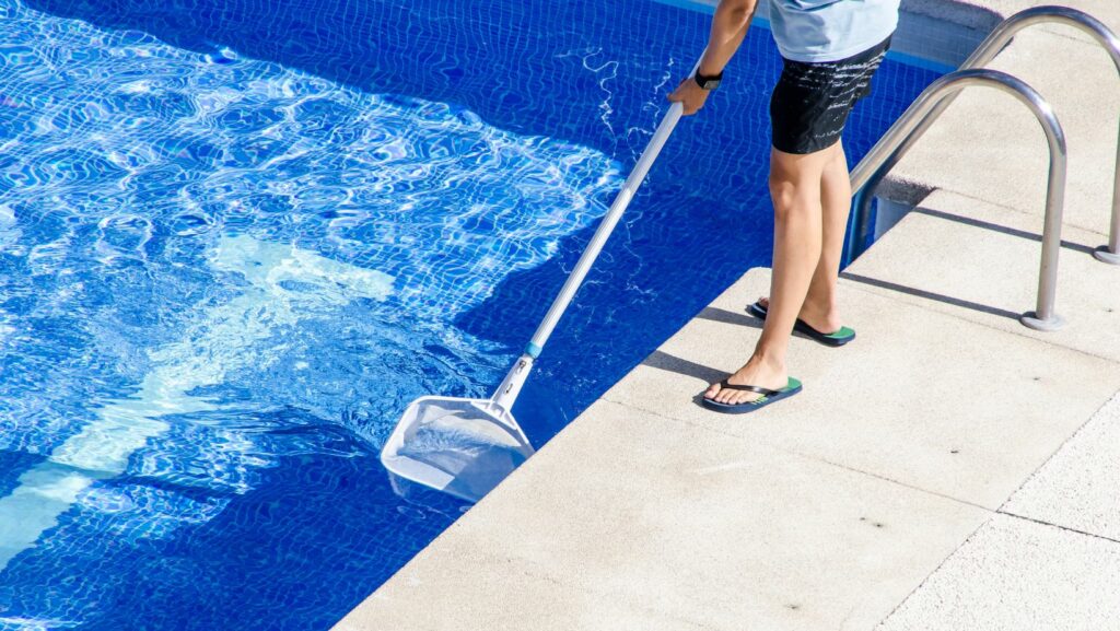 how to remove sediment from bottom of pool without vacuum