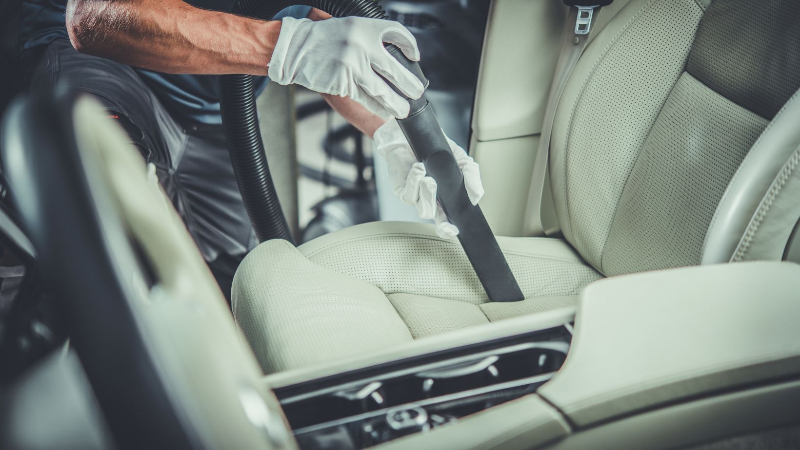 Finding Free Car Vacuum Stations Where Can I Vacuum My Car for Free