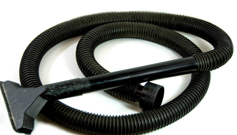 how to unclog vacuum hose