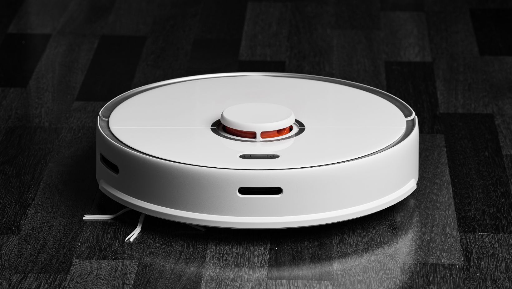 Robotic Shark Vacuum: Revolutionizing Home Cleaning with Cutting-Edge Technology - Living Prestine