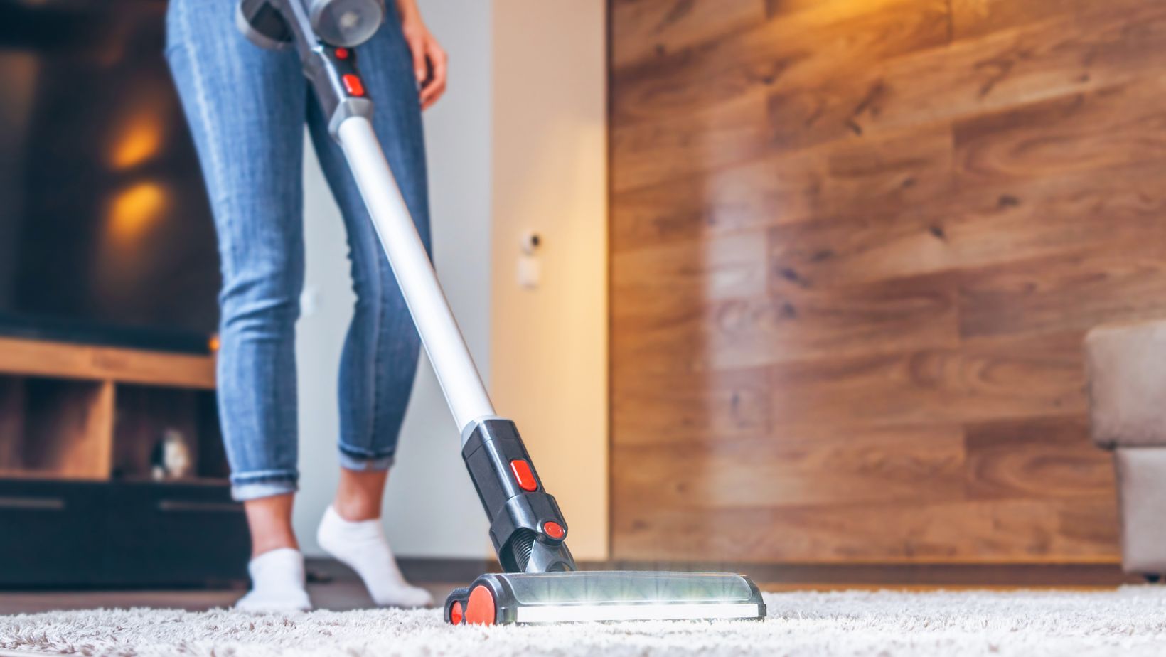 samsung jet 90 vs dyson v11