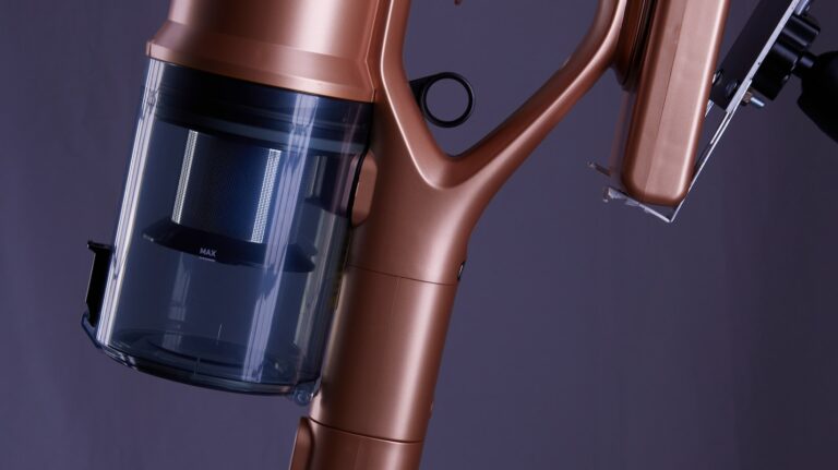 central vacuum vs dyson
