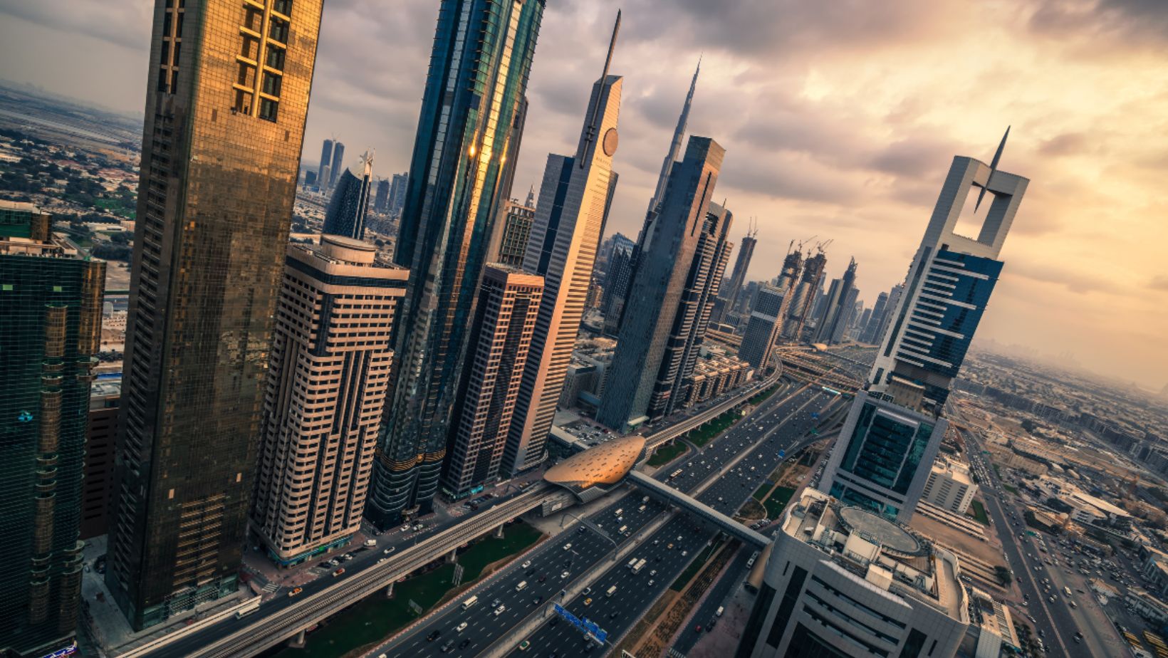 Famous Communities in Dubai for Townhouse Living in 2025 8 18