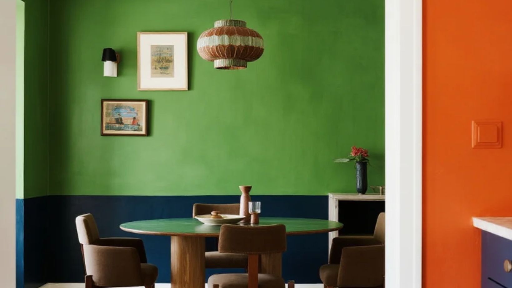 25 Stylish Small Space Dining Room Ideas 41 RMA 2025 07 28T104255.934