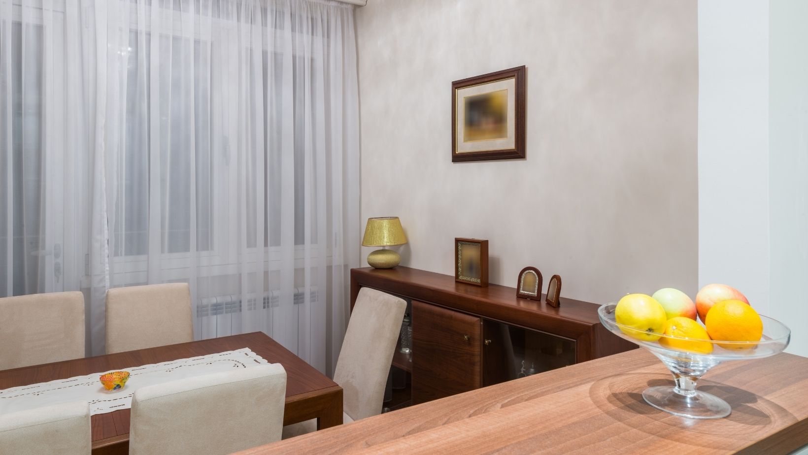 How to Maximise a Small Dining Area Without Losing Style or Function 9 Untitled 1640 x 924 px 2025 08 03T133125.904