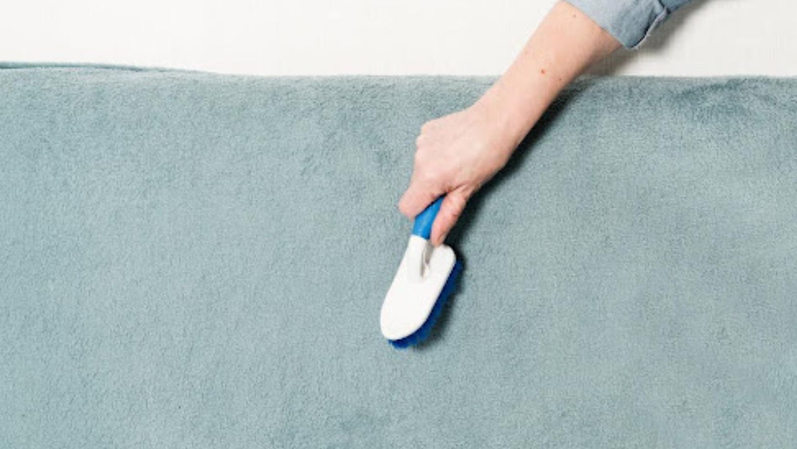 How to Clean a Sofa Without Damaging the Fabric 4 Untitled design 2026 03 04T111211.253