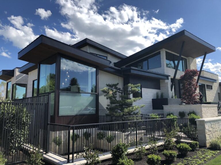 Daily life in a quality assisted living community is built around comfort, connection, and meaningful routine — a reality that surprises many families visiting for the first time.