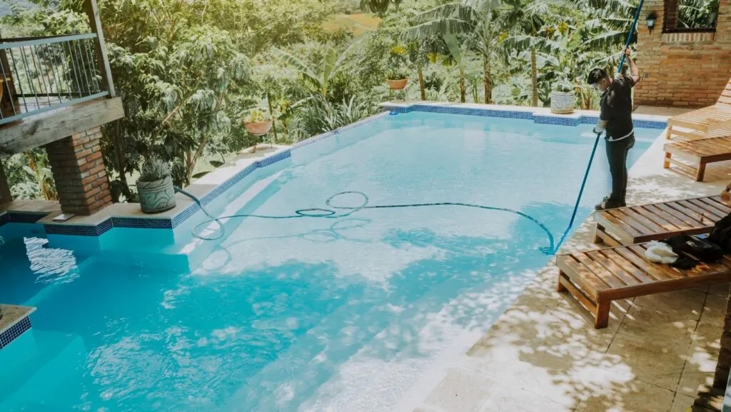 little shark pool vacuum