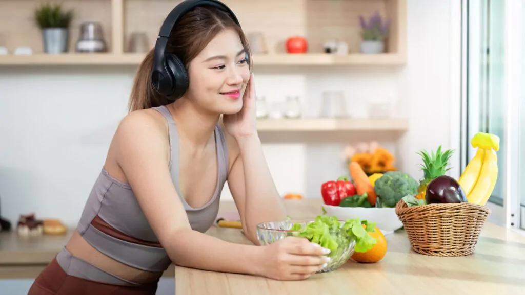 Mindful Eating: Transformative Habits for Sustainable Weight Management 8 Image 1640 x 924 px 44